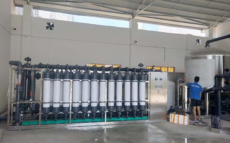 100噸<a href=http://www.hongxingchang.com/clsb/ target=_blank class=infotextkey>超濾設備</a>